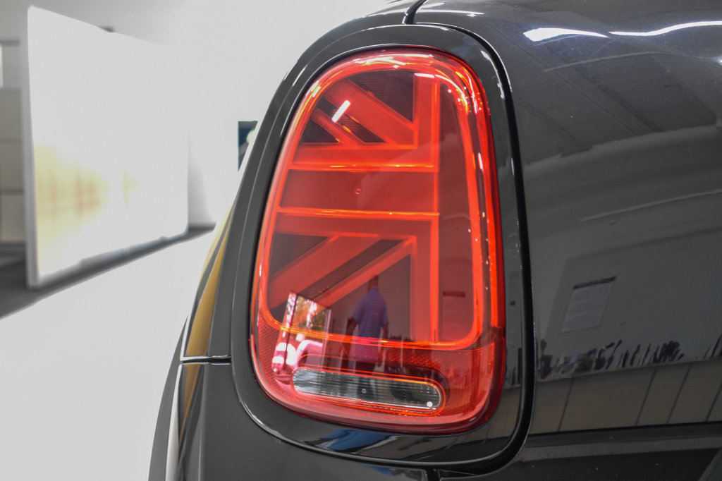 Used 2023 MINI Cooper John Cooper Works w/ Driver Assistance Package FWD image 10