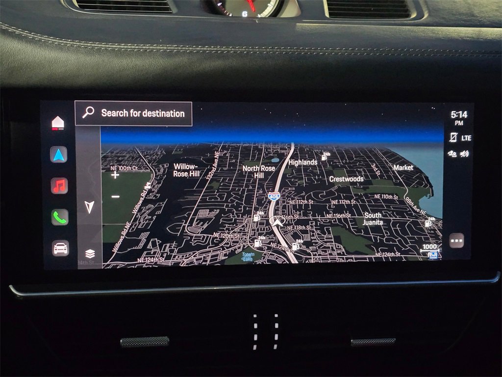 Used 2022 Porsche Cayenne image 30