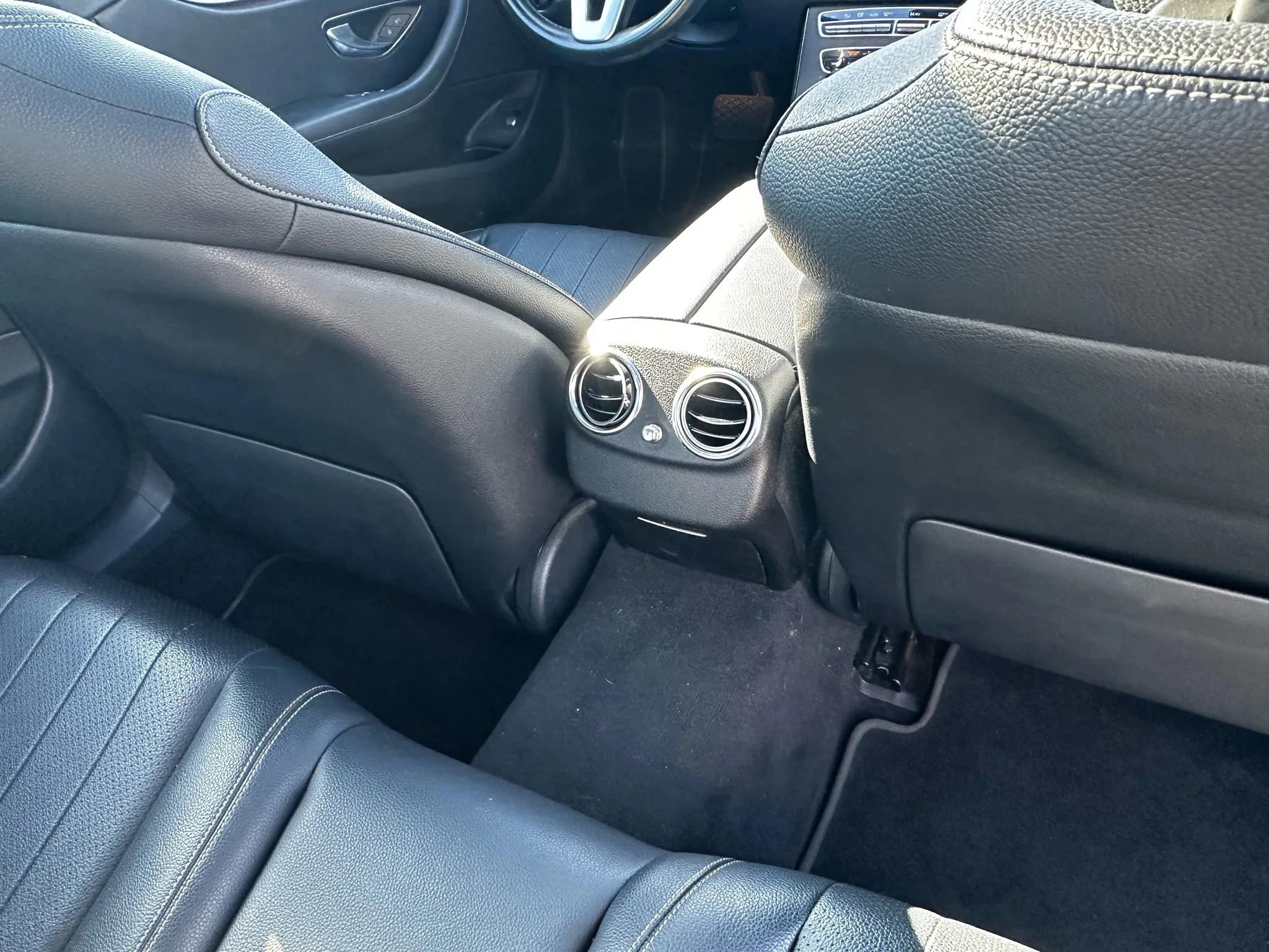 Used 2019 Mercedes-Benz E 300 image 21