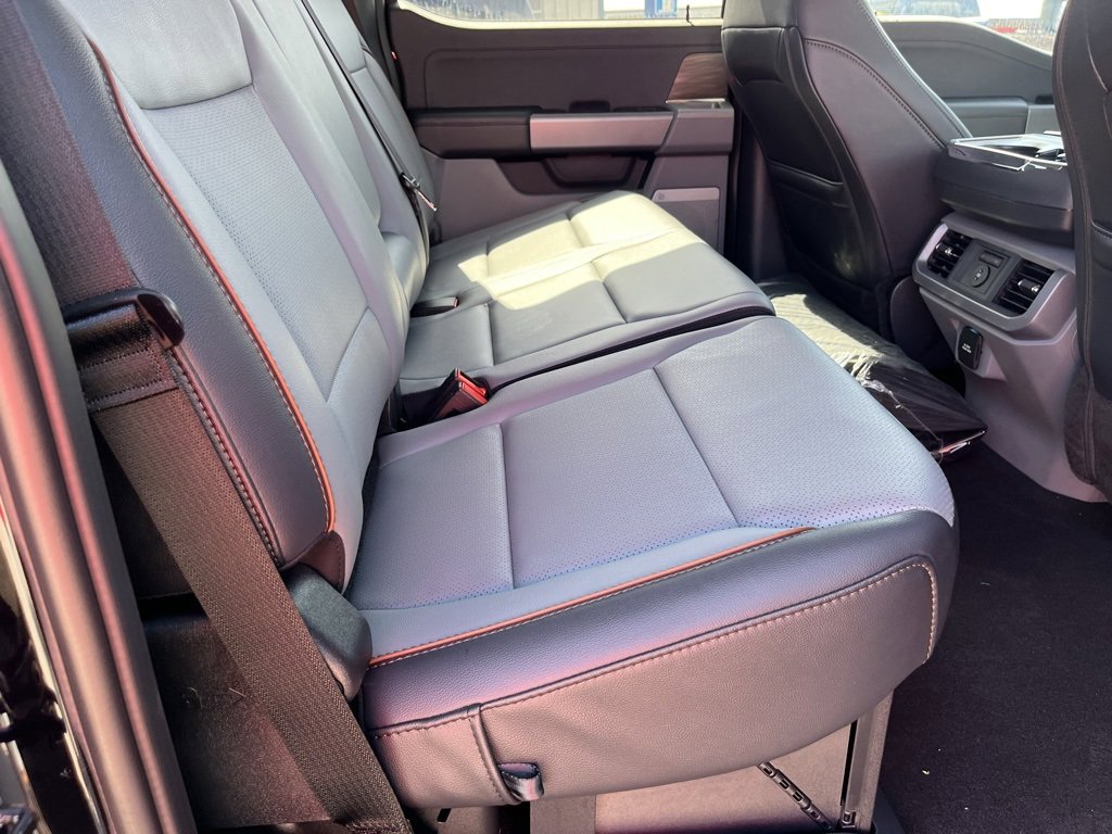 New 2025 Ford F150 Lariat w/ Equipment Group 502A High image 19