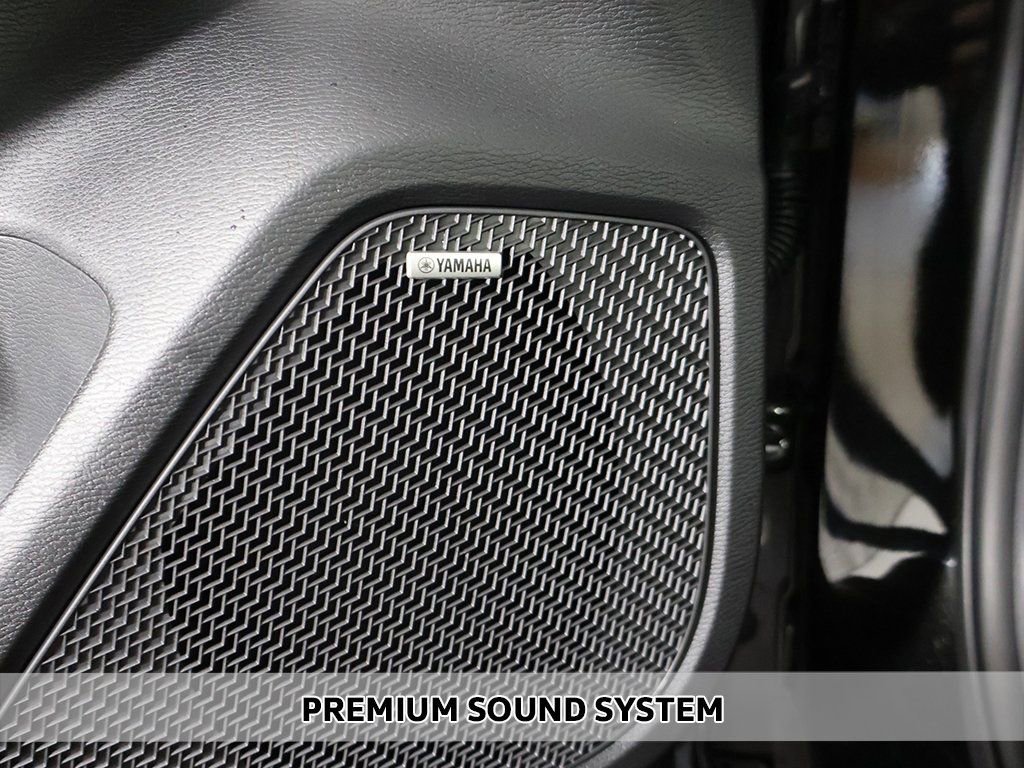 New 2025 Mitsubishi Outlander SEL image 5