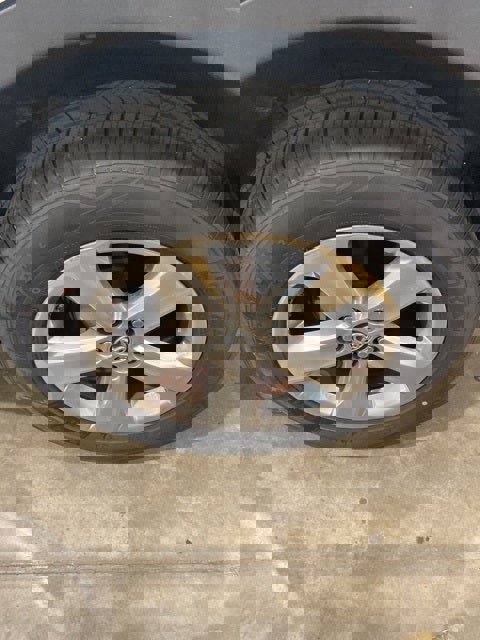 Used 2015 Toyota RAV4 XLE image 30