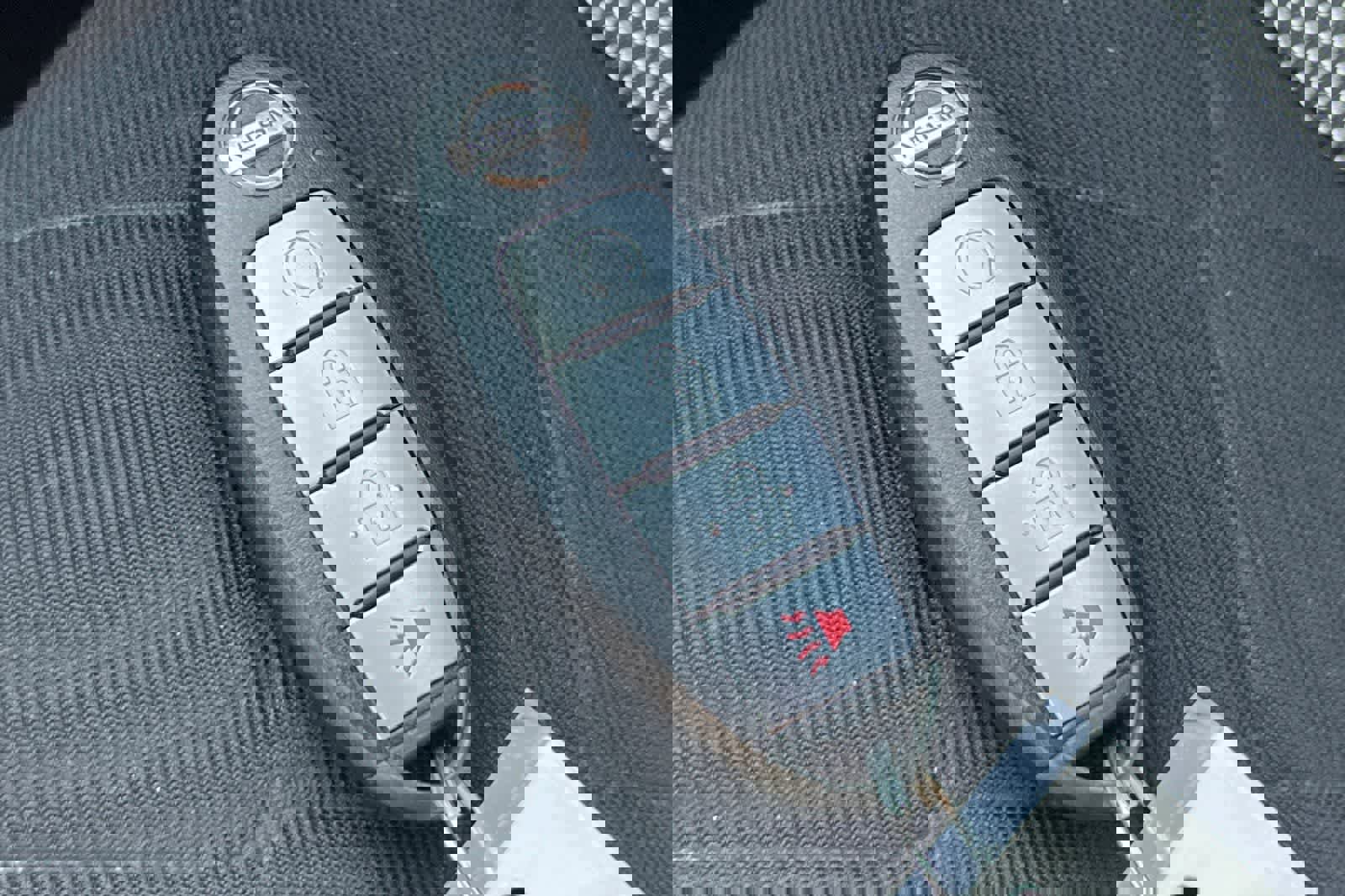 Used 2020 Nissan Kicks SV image 28