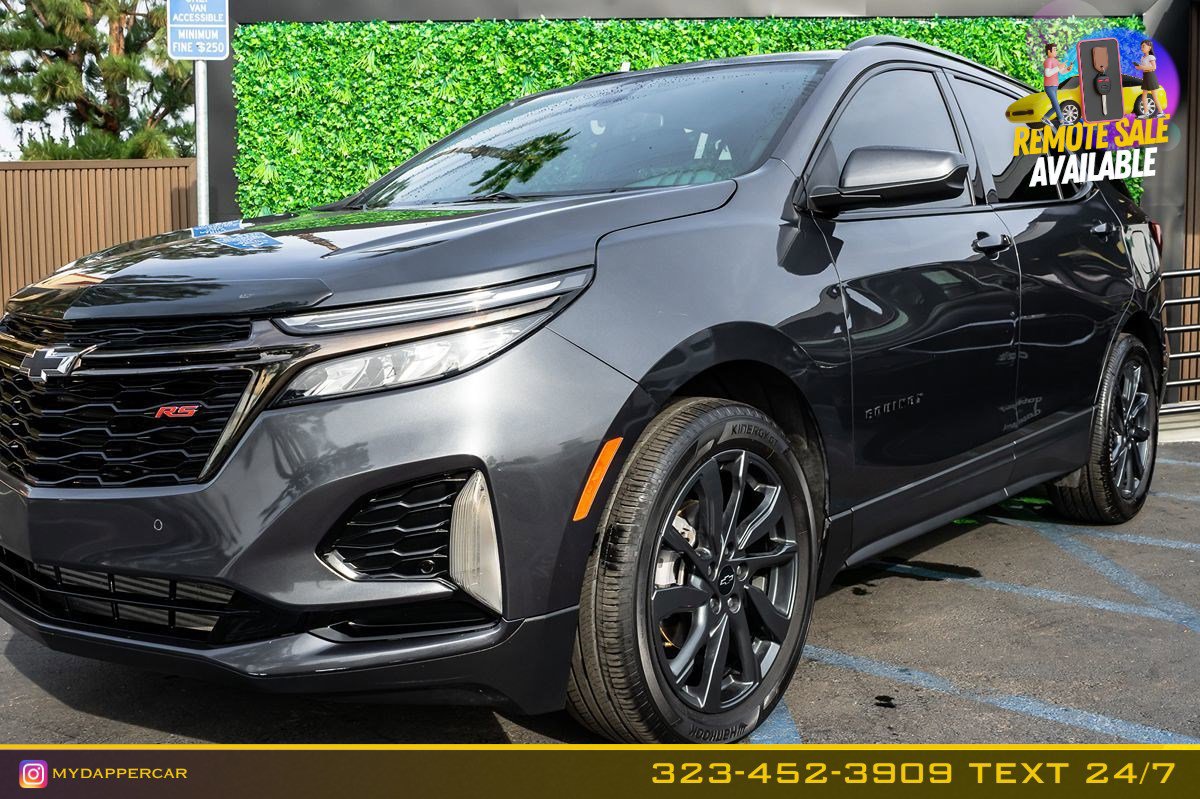 Used 2023 Chevrolet Equinox RS FWD image 2