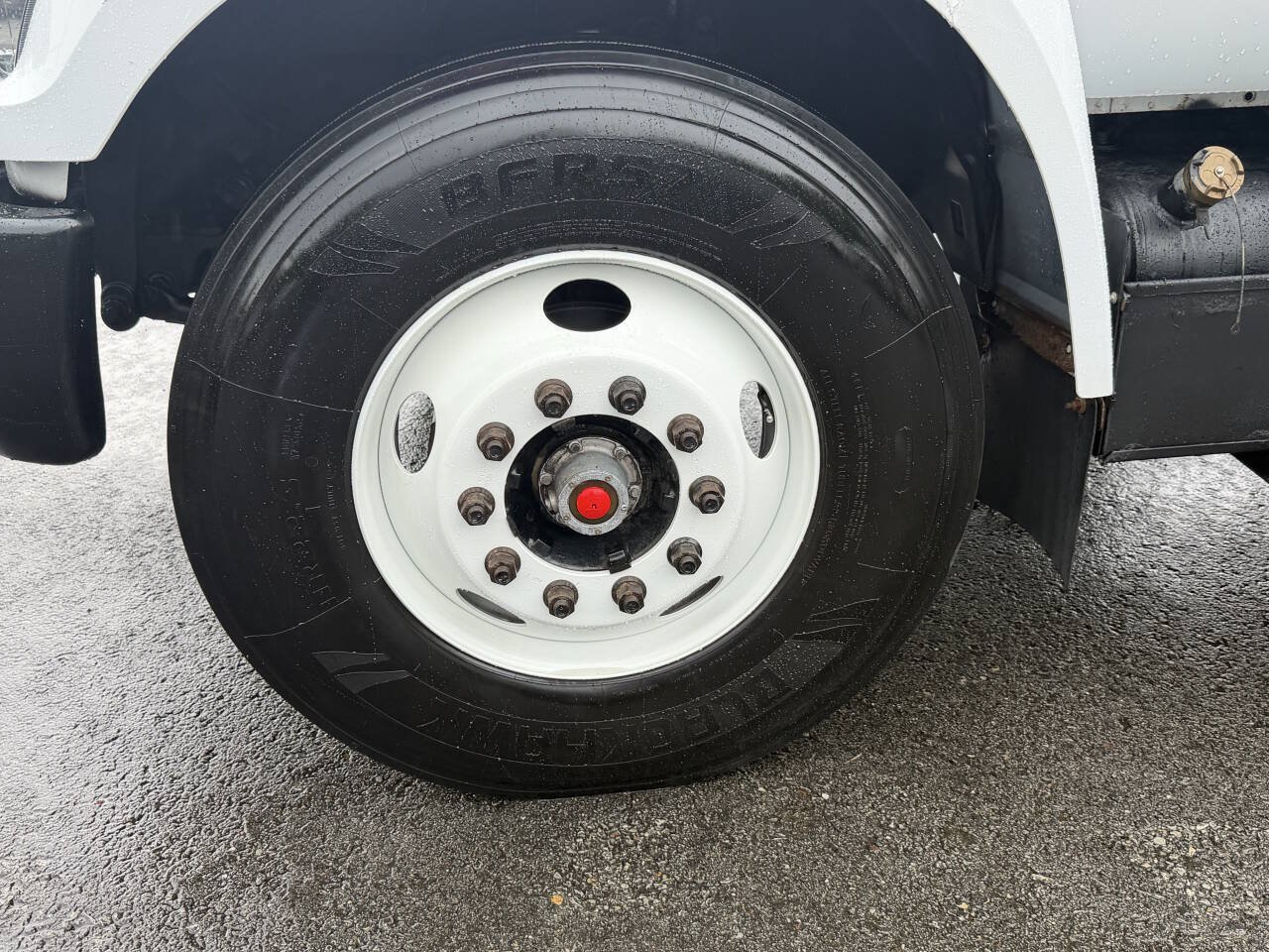 Used 2017 Ford F650 2WD SuperCab Super Duty image 54