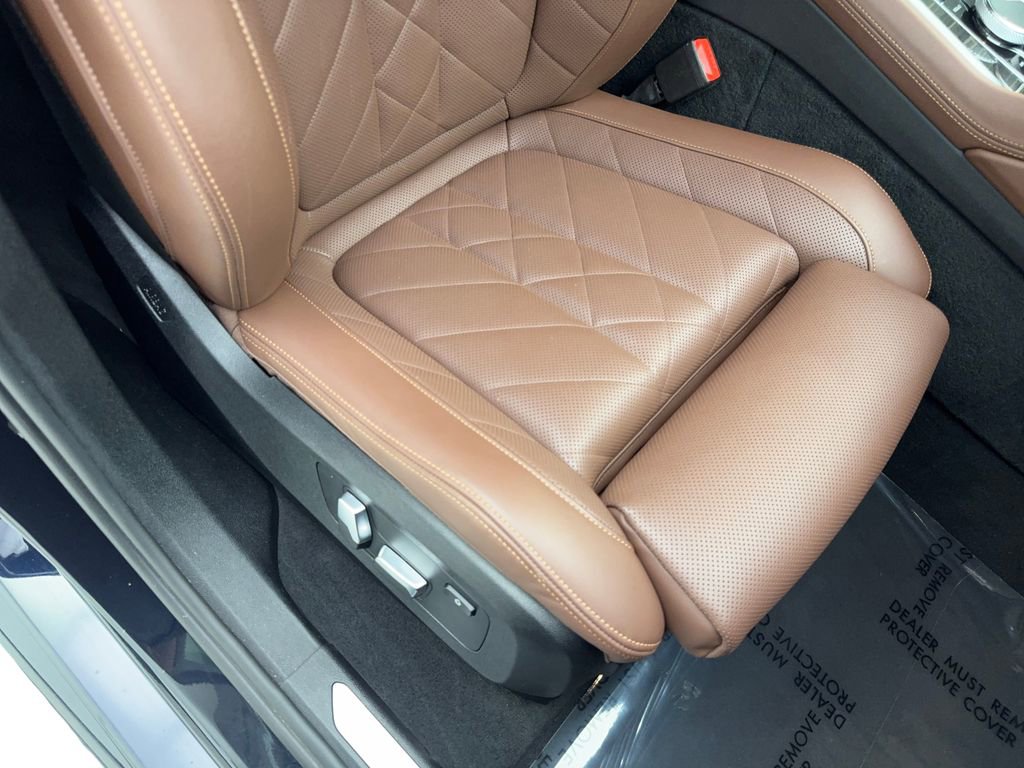 Used 2023 BMW X6 xDrive40i w/ M Sport Package image 47