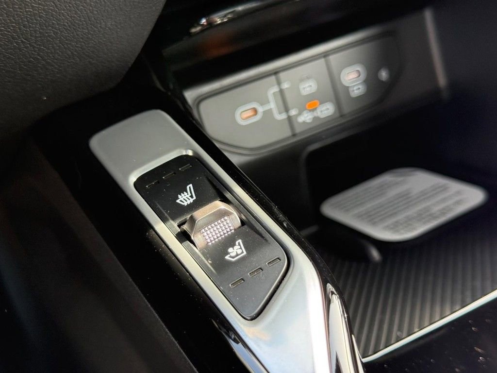 New 2026 Kia Sorento SX Prestige image 18