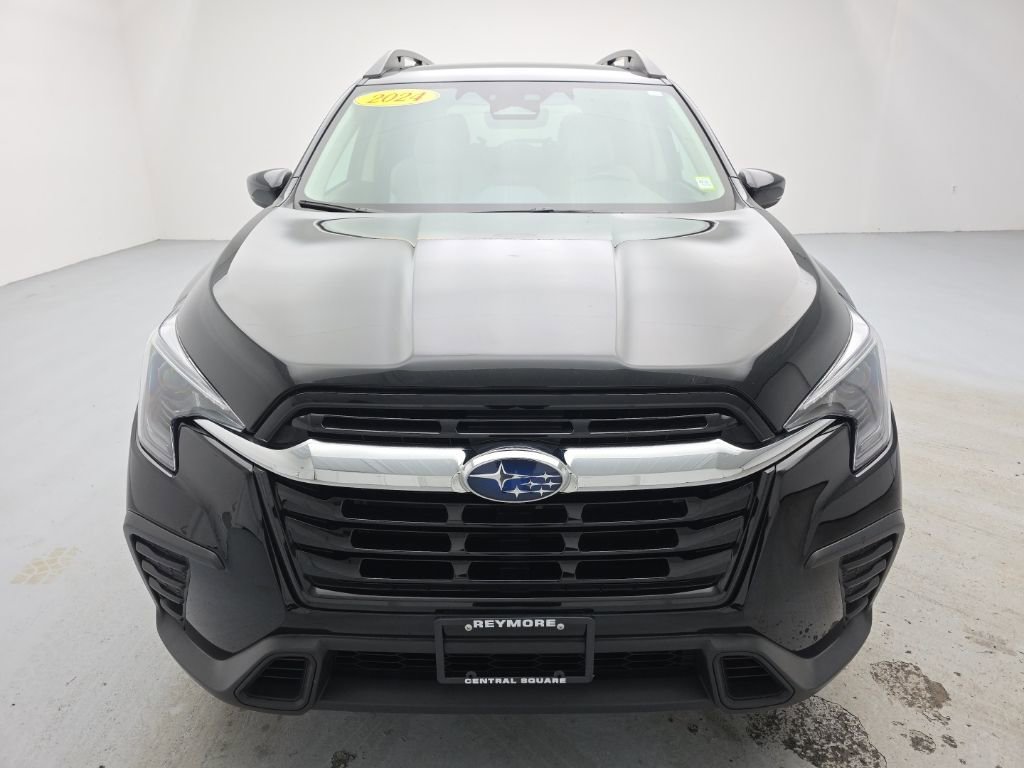 Used 2024 Subaru Ascent Limited image 4