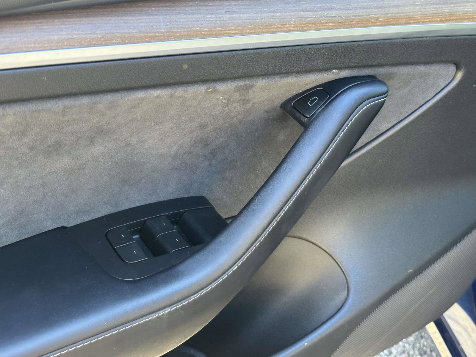 Used 2022 Tesla Model 3 Long Range image 12