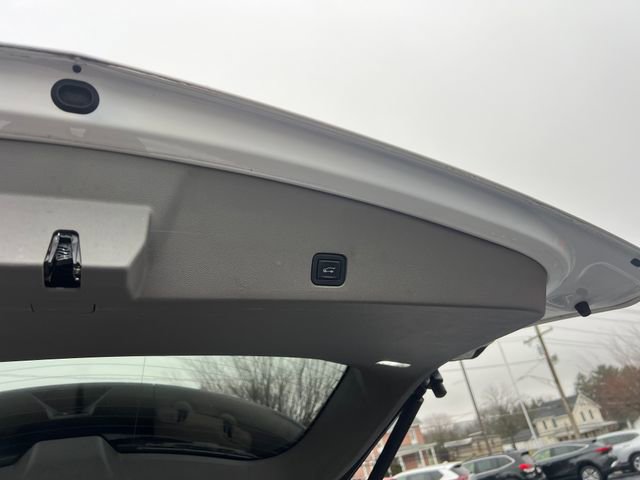 Used 2023 Cadillac XT6 Premium Luxury w/ Technology Package image 15