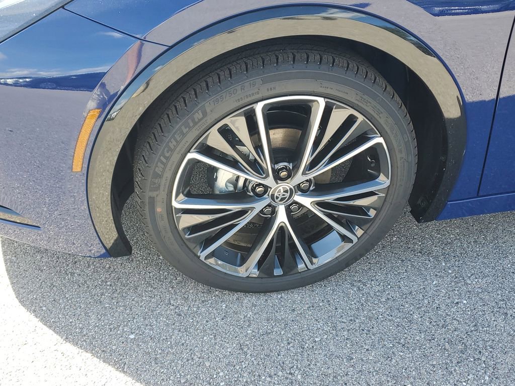 New 2026 Toyota Prius XLE image 9