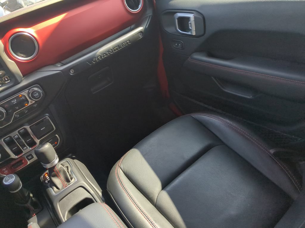 Used 2019 Jeep Wrangler Unlimited Rubicon AWD/4WD image 16