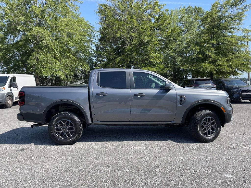 Used 2025 Ford Ranger XLT w/ Equipment Group 301A High AWD/4WD image 2