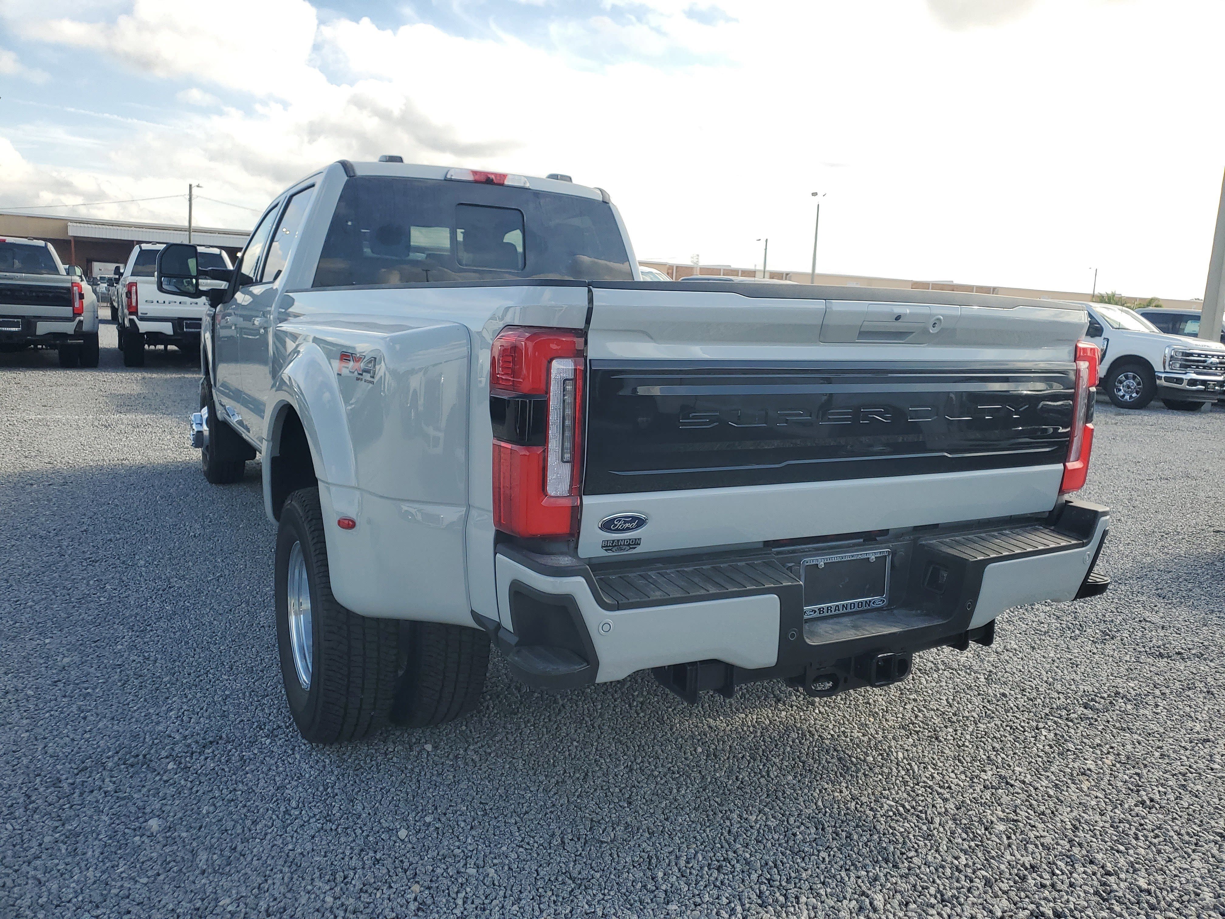 New 2026 Ford F350 Platinum AWD/4WD image 8