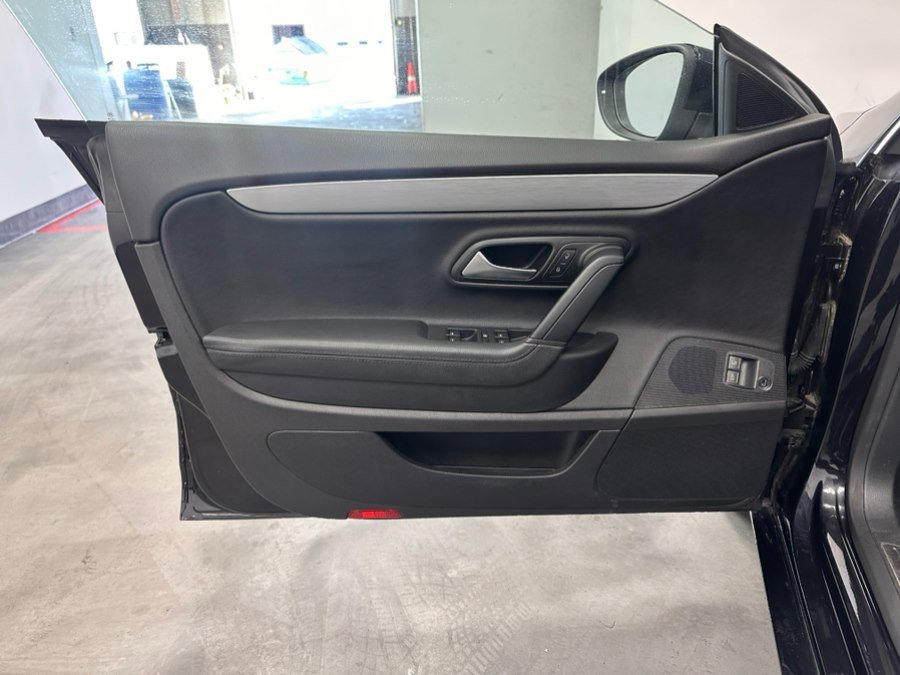Used 2016 Volkswagen CC Sport FWD image 40