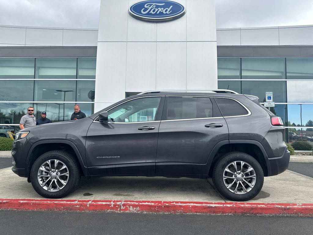 Used 2021 Jeep Cherokee Latitude Lux w/ Sun & Sound Group AWD/4WD image 1