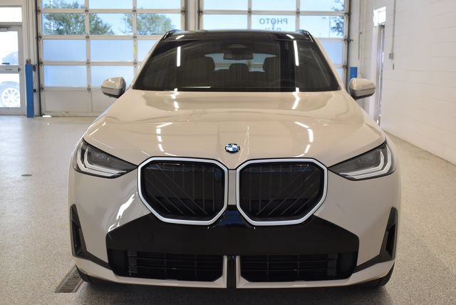 New 2026 BMW X3 xDrive30i w/ Premium Package AWD/4WD image 3