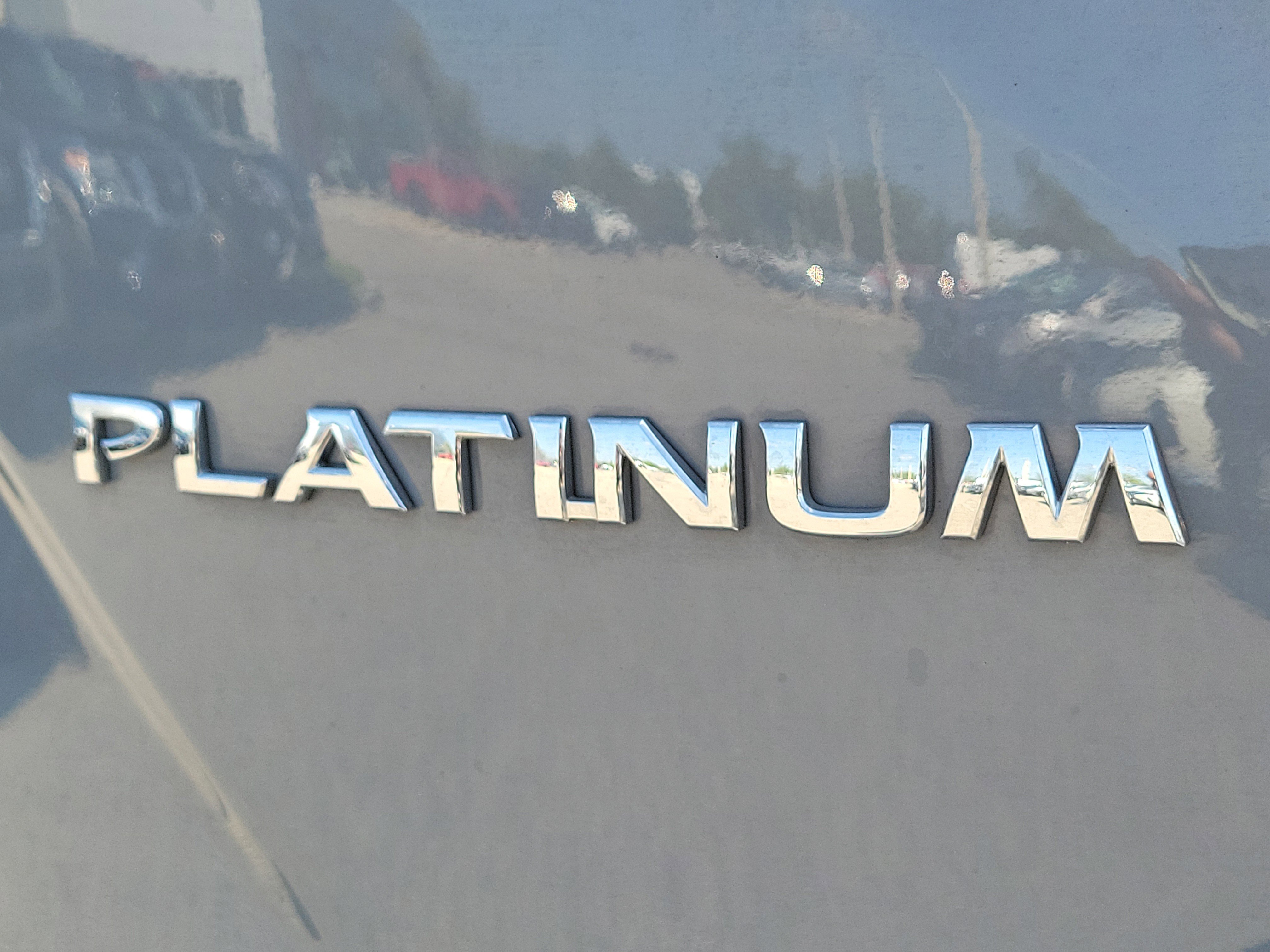 Certified 2024 Nissan Murano Platinum w/ Cargo Package FWD image 10