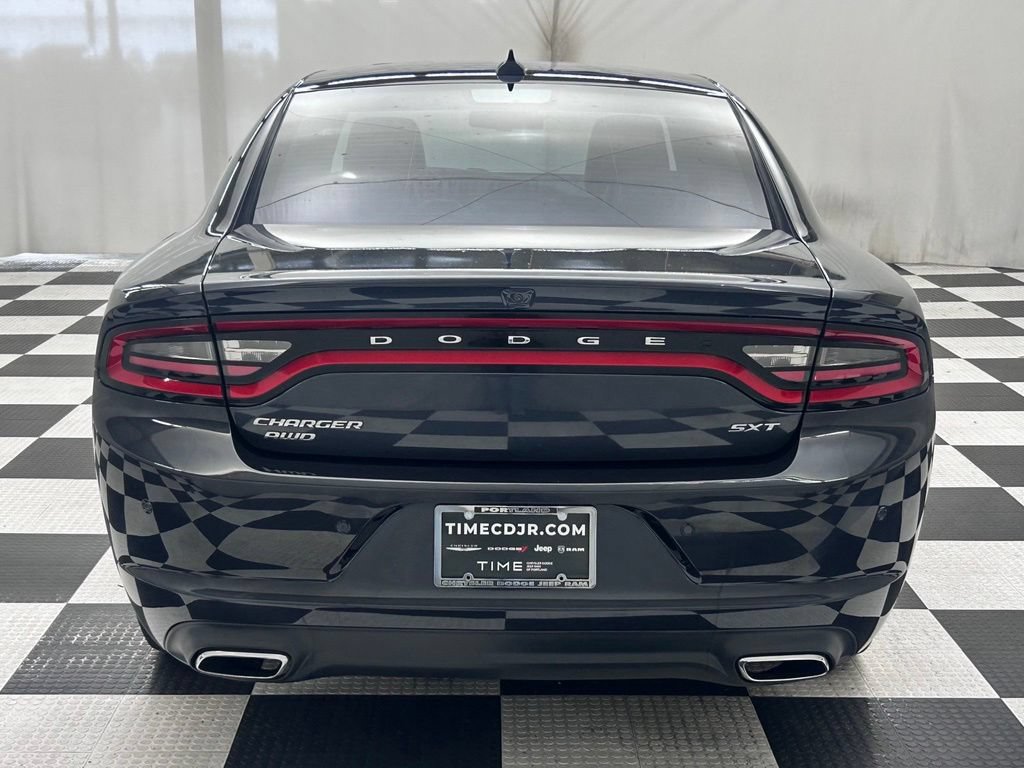 Used 2016 Dodge Charger SXT w/ AWD Plus Group image 6