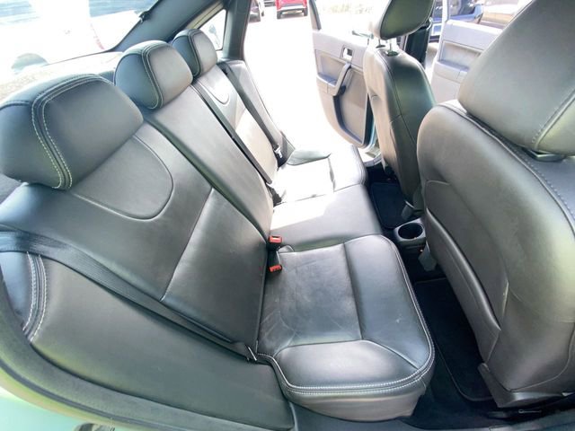 Used 2009 Ford Focus SEL FWD image 3