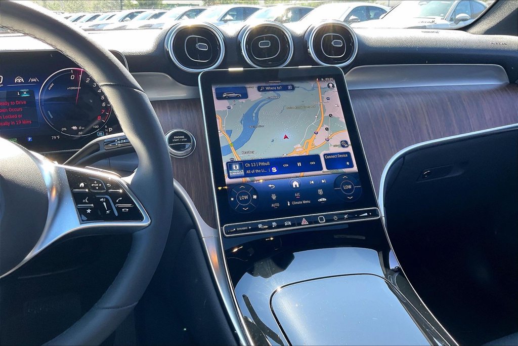Certified 2025 Mercedes-Benz GLC 350e 4MATIC image 6
