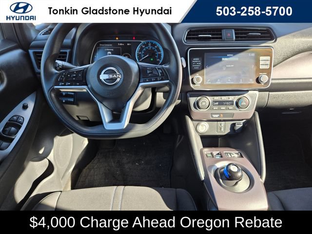 Used 2025 Nissan Leaf S FWD image 18