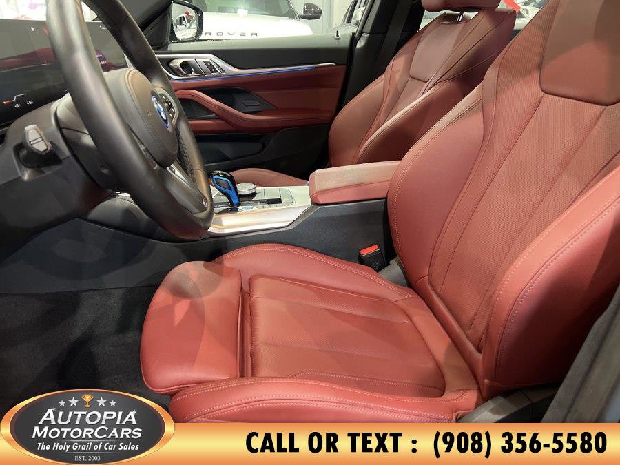 Used 2023 BMW i4 eDrive40 w/ M Sport Package image 9