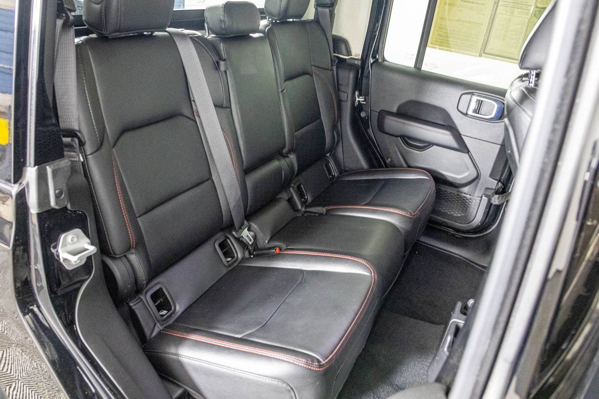 Used 2022 Jeep Gladiator Rubicon w/ Cold Weather Group AWD/4WD image 42