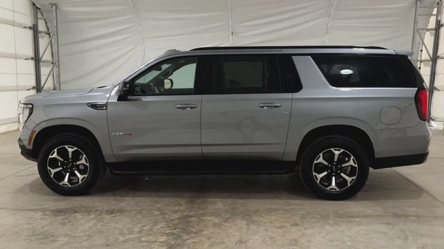 New 2026 GMC Yukon XL AT4 w/ LPO, Floor Liner Package AWD/4WD image 5