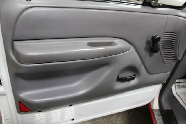 Used 1995 Ford F350 image 19