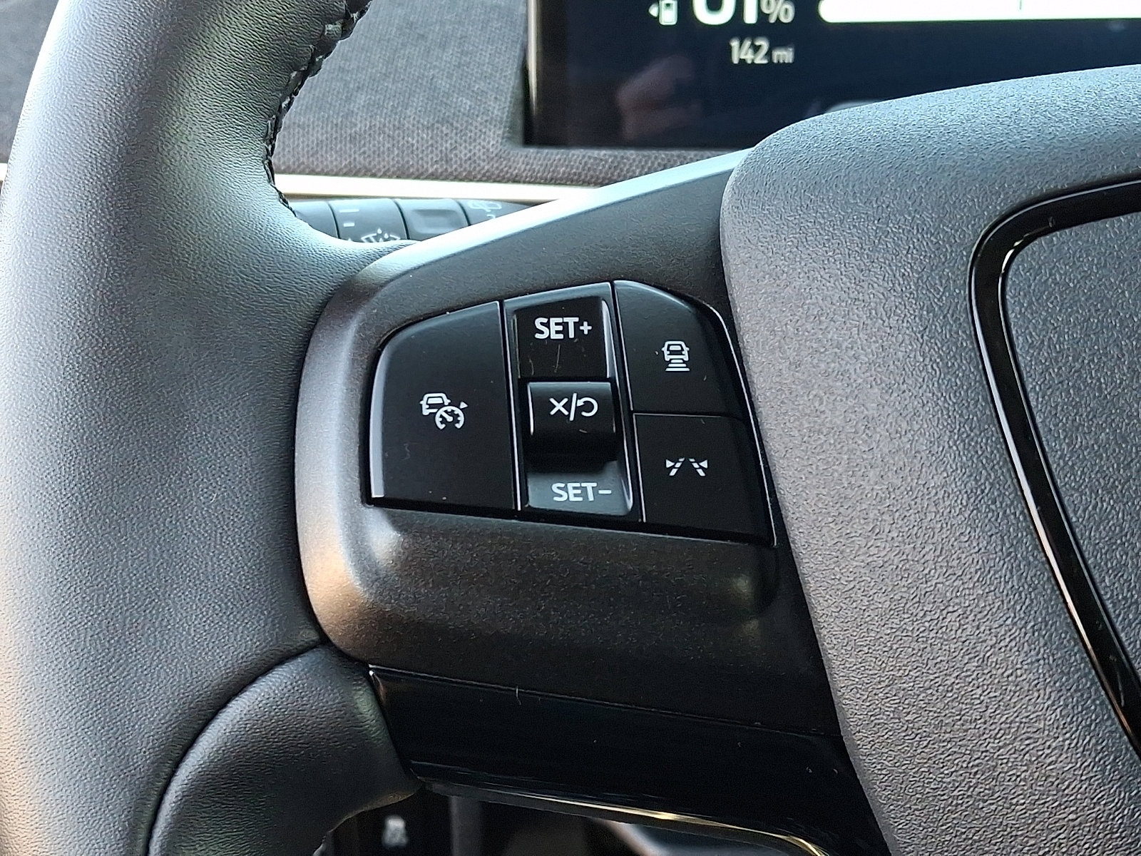 Used 2025 Ford Mustang Mach-E Premium AWD/4WD image 21
