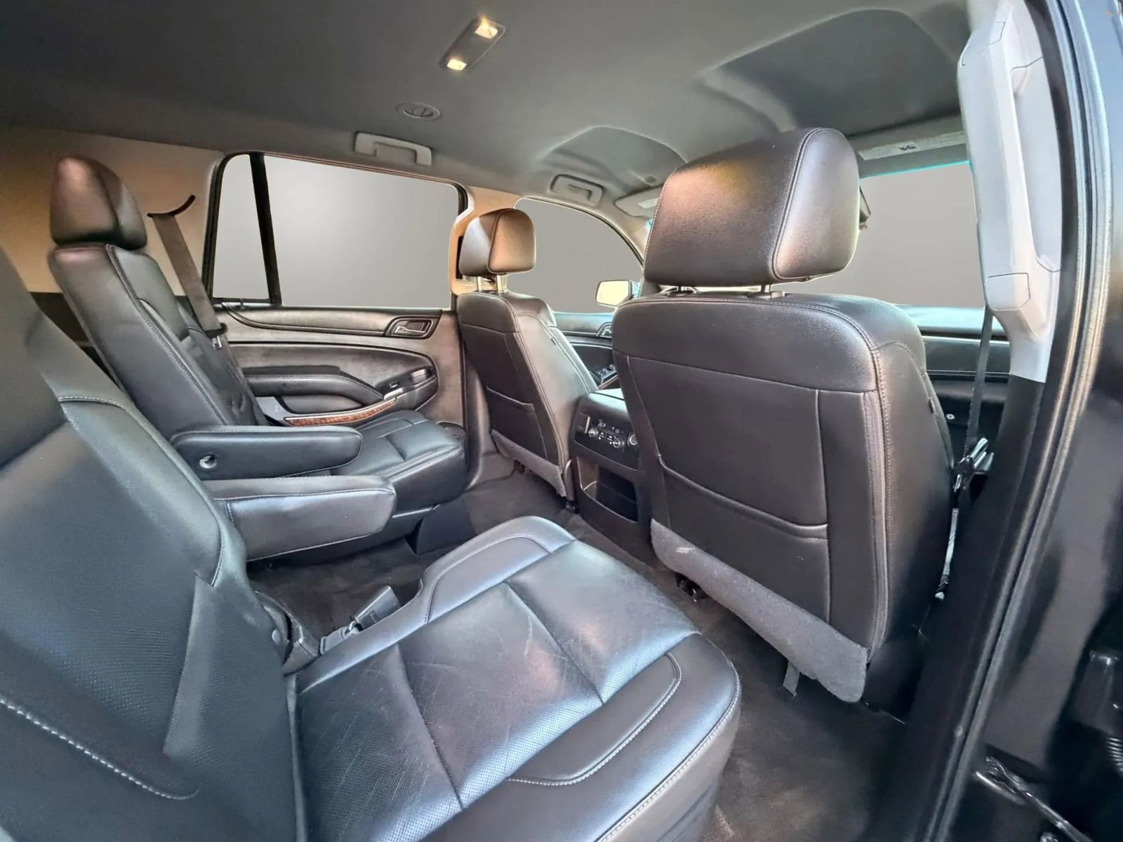 Used 2018 Chevrolet Tahoe Premier RWD image 25