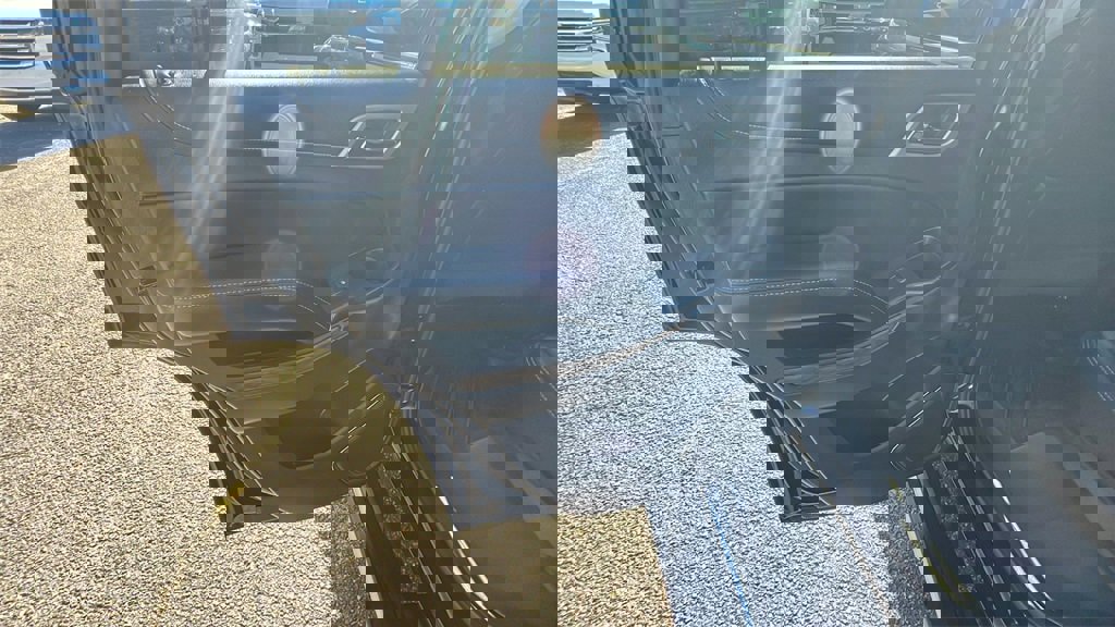 Used 2018 GMC Yukon Denali w/ Denali Ultimate Package image 22