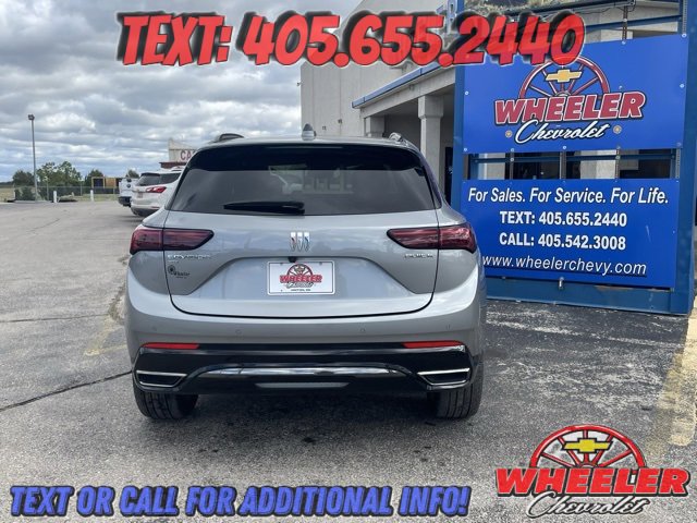 Used 2025 Buick Envision Sport Touring image 5