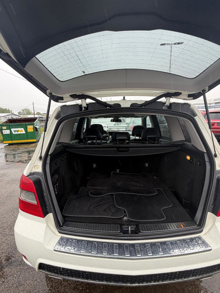 Used 2011 Mercedes-Benz GLK 350 4MATIC image 14