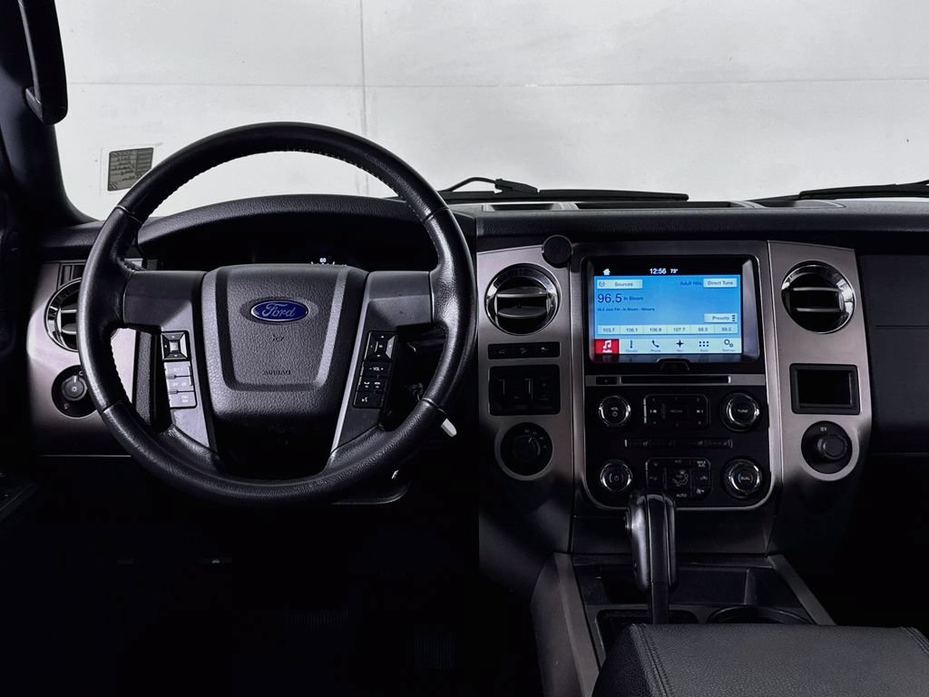 Used 2016 Ford Expedition XLT w/ Equipment Group 202A AWD/4WD image 12