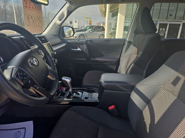 Used 2024 Toyota 4Runner TRD Off-Road image 8