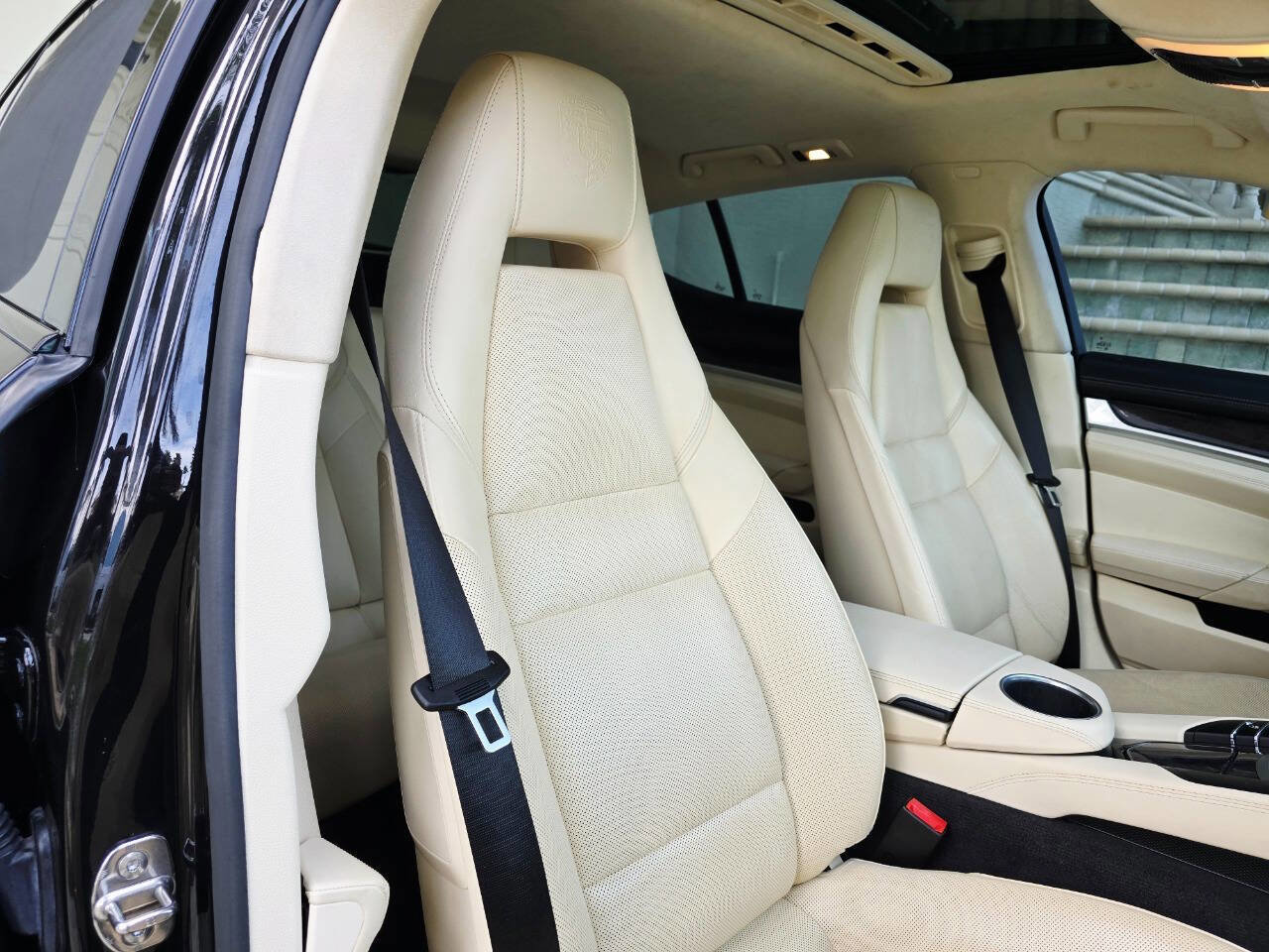 Used 2014 Porsche Panamera Turbo S w/ Exterior Package in Black image 83