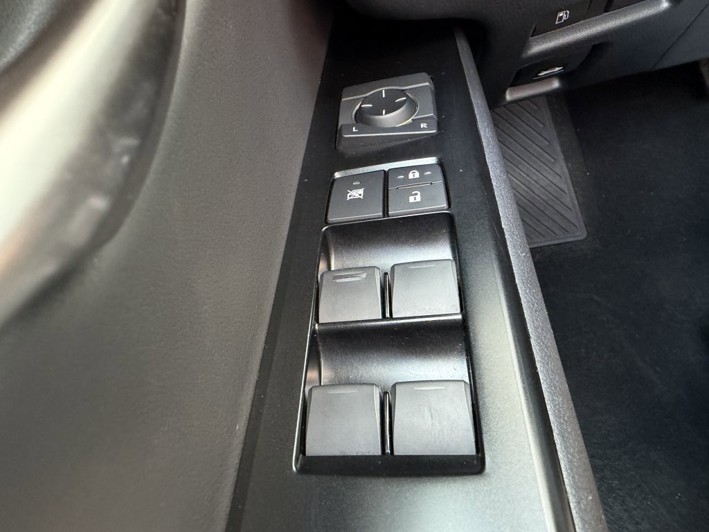 Used 2024 Lexus UX 250h FWD image 25