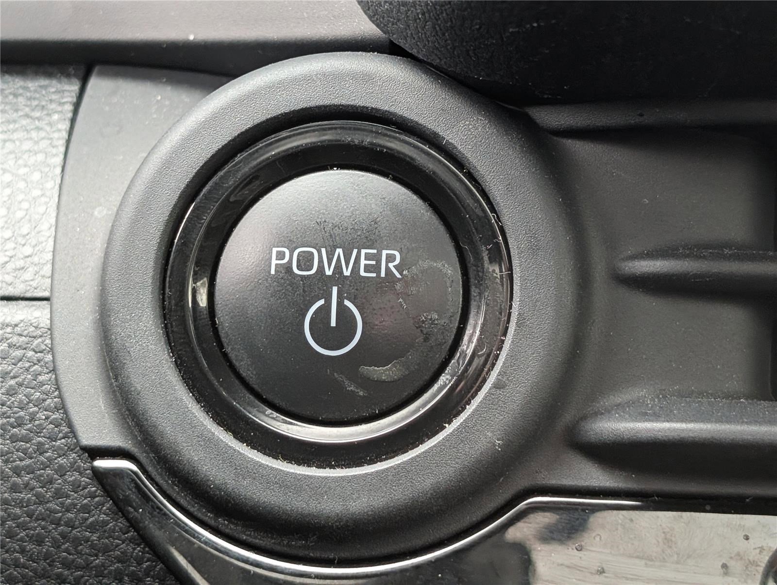 Used 2023 Toyota Crown Platinum image 27