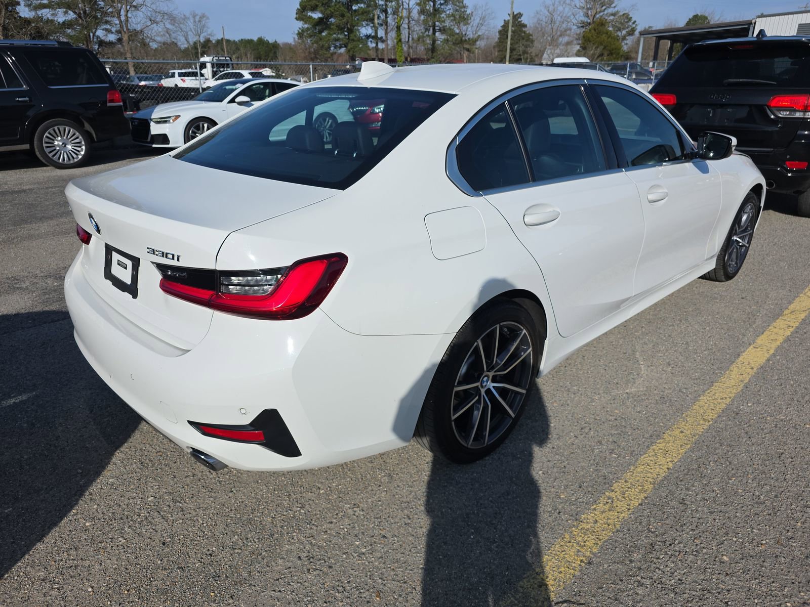 Used 2021 BMW 330i xDrive 330i xDrive w/ Convenience Package image 2