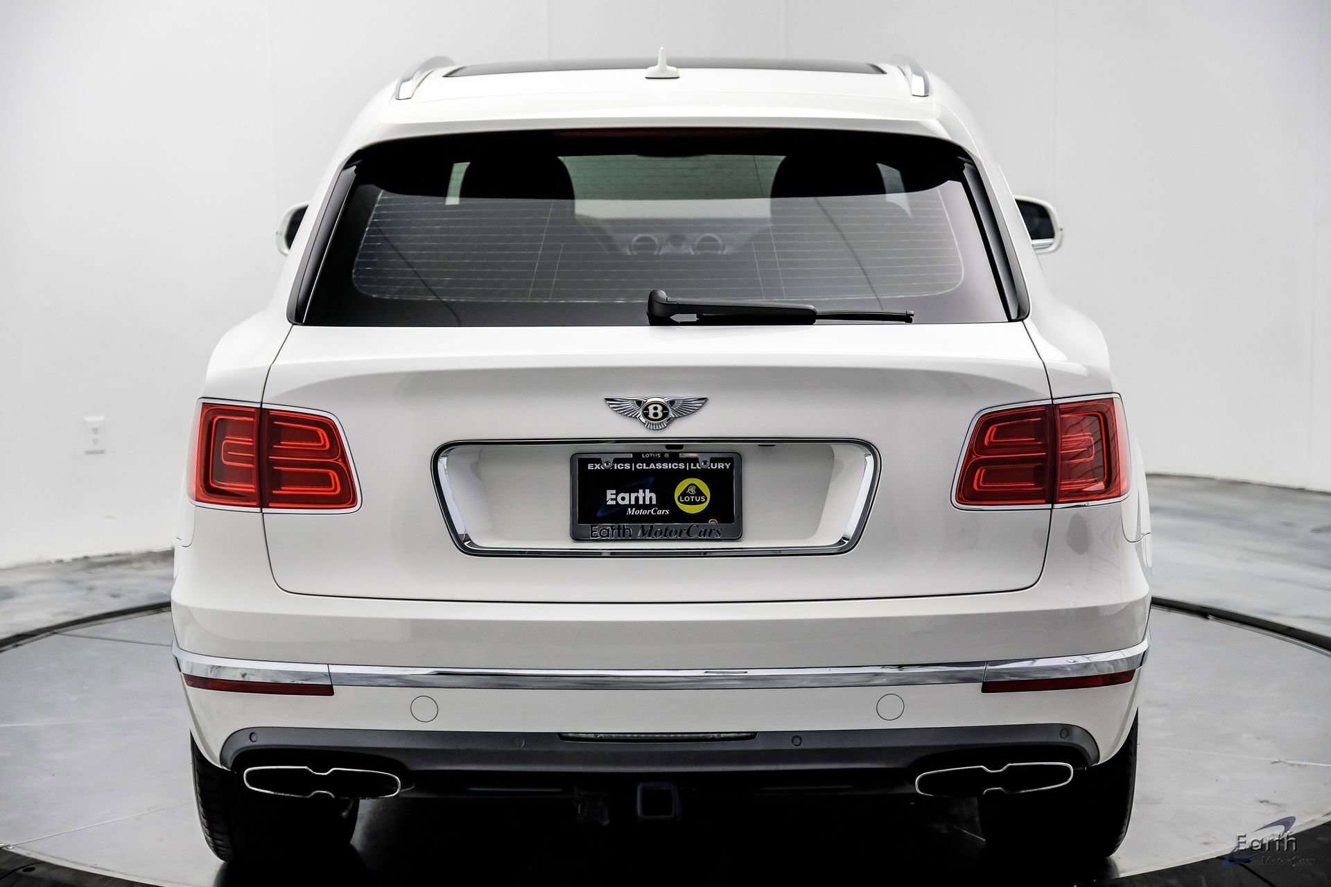 Used 2019 Bentley Bentayga image 13