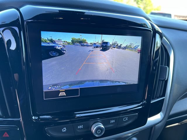Used 2023 Chevrolet Traverse LT FWD image 19