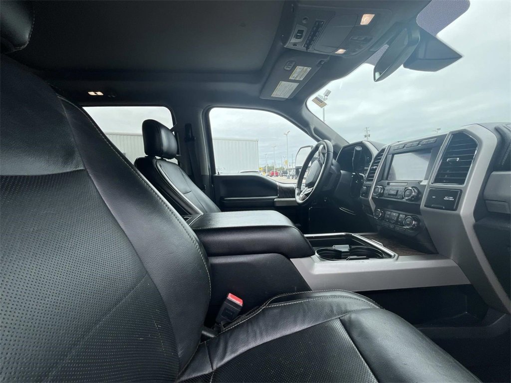 Used 2019 Ford F350 Lariat w/ Lariat Ultimate Package image 17