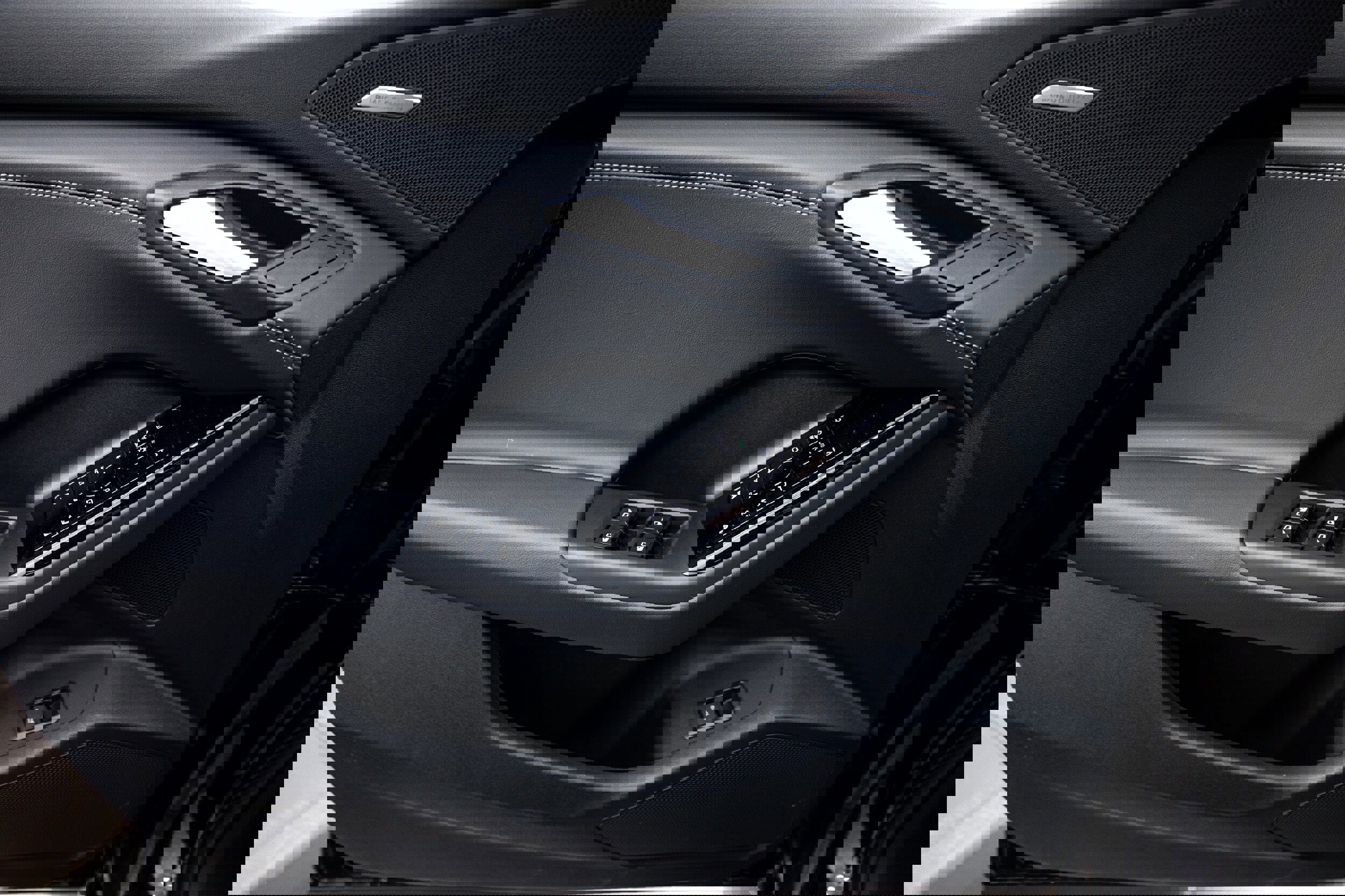 New 2025 Audi Q6 e-tron Premium Plus image 13