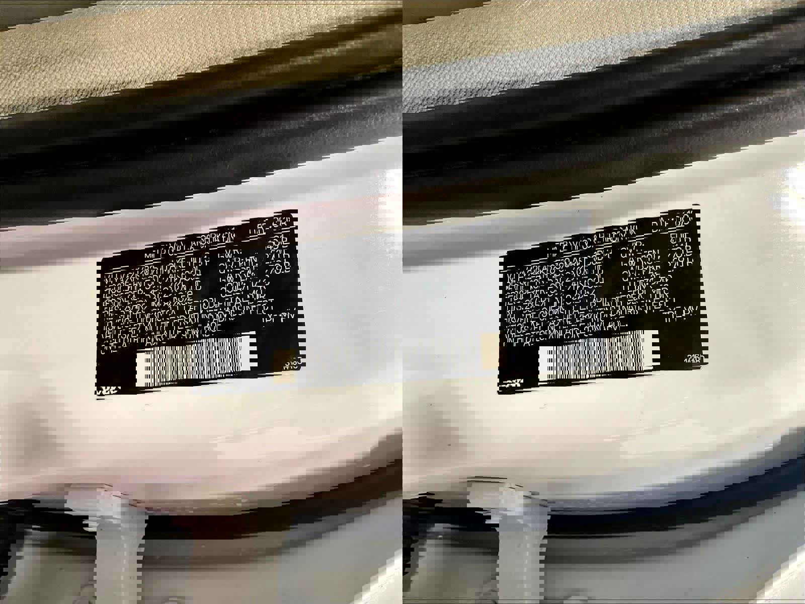 Used 2019 Volvo XC60 T6 Momentum w/ Multimedia Package image 35