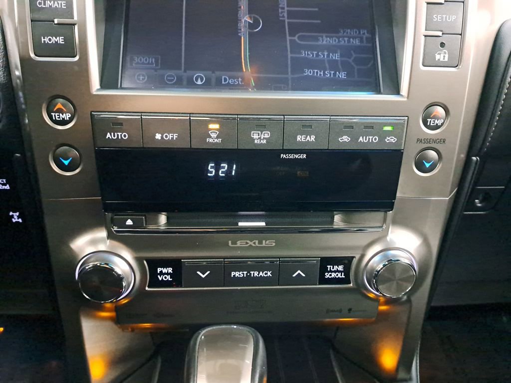 Used 2021 Lexus GX 460 Premium w/ Accessory Package image 25