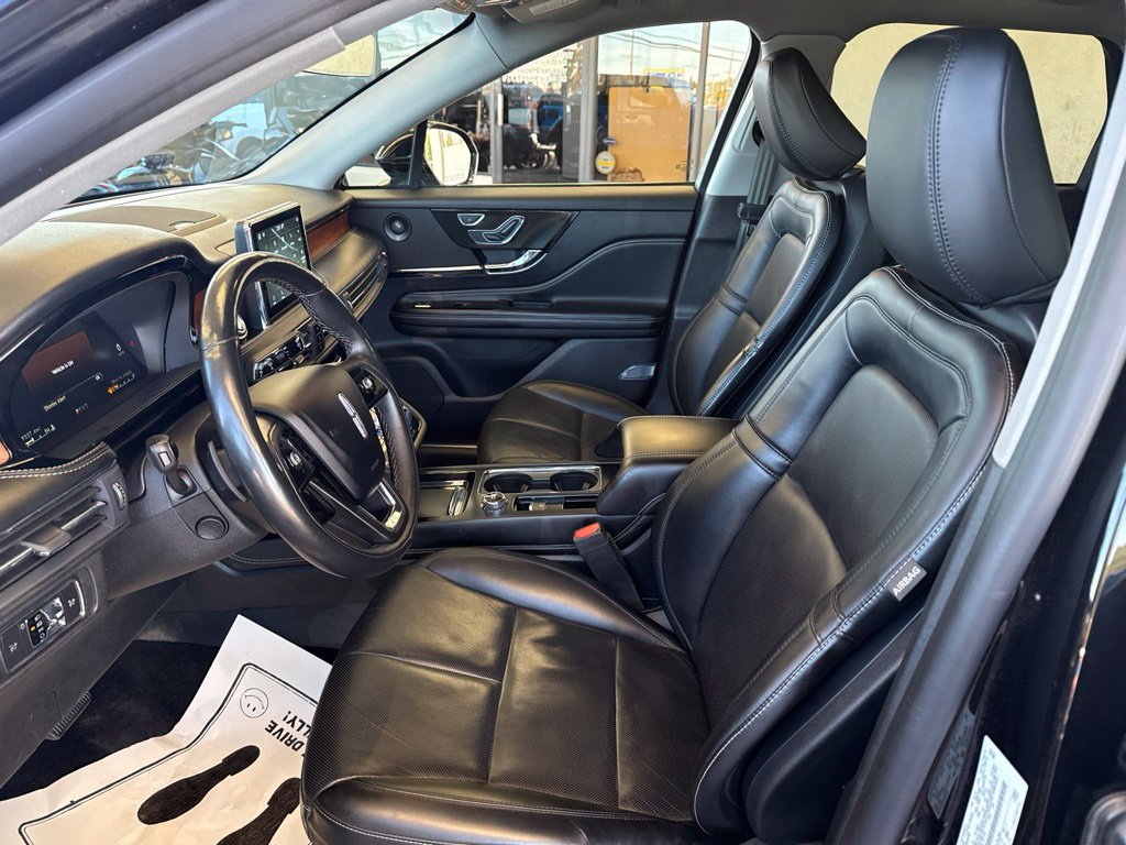Used 2022 Lincoln Corsair Reserve w/ Equipment Group 201A AWD/4WD image 11
