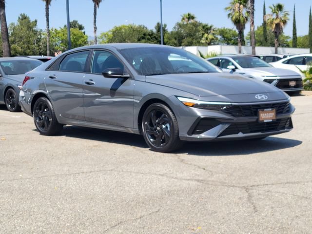 New 2026 Hyundai Elantra Sport FWD image 30