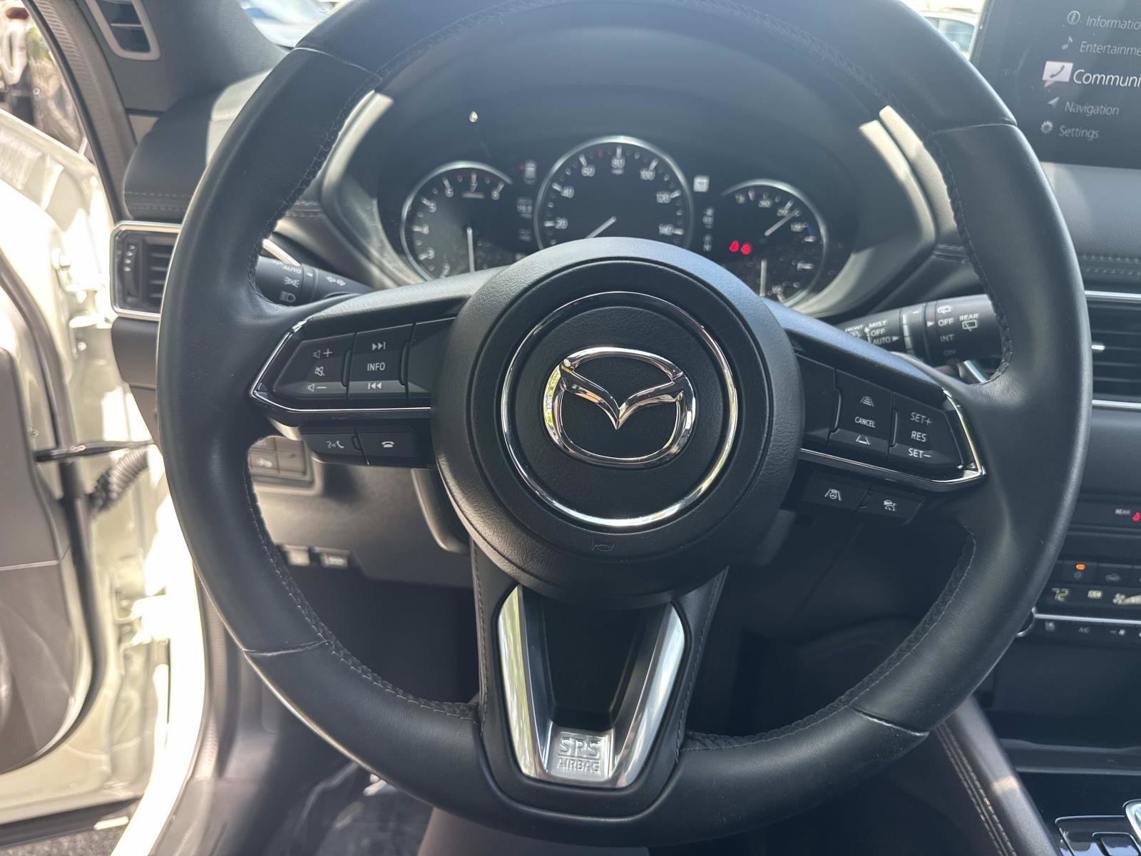 Used 2023 MAZDA CX-5 Signature image 29